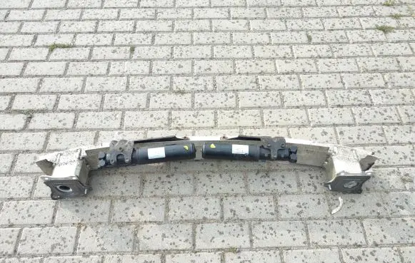 Audi RS6 Air suspension valve block 4G0616813A 4G0616813