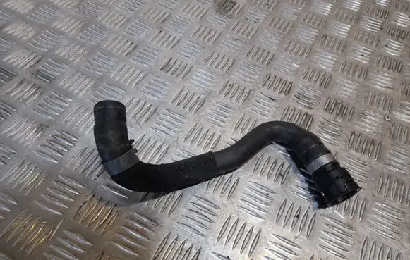 Audi A4 S4 B9 Engine coolant pipe/hose 8W0122073F