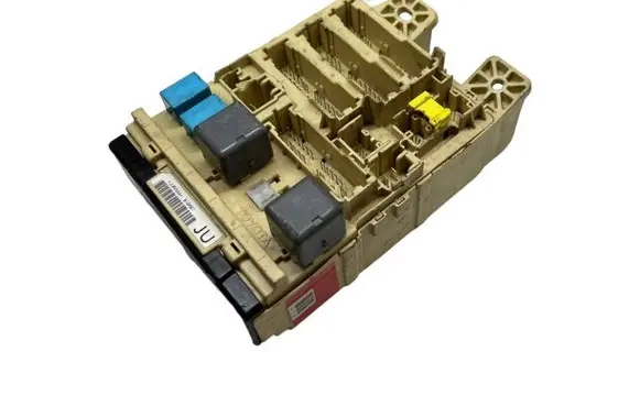 Lexus RX 330 - 350 - 400H Fuse box set 9098702025 1567002540 010807