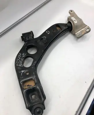 BMW X2 U10 Front lower control arm/wishbone 884654404