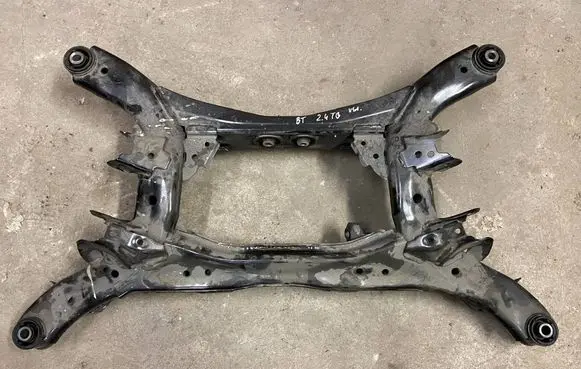 Subaru Outback (BT) Rear axle beam 