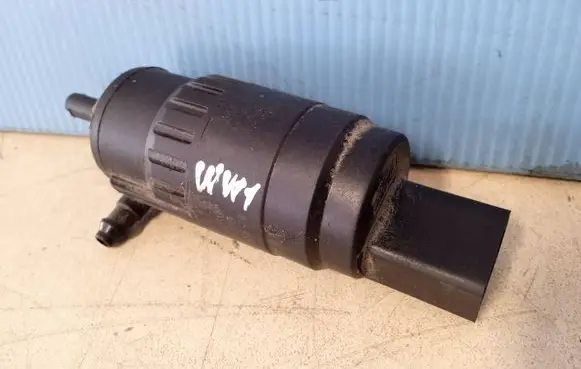 Skoda Octavia Mk3 (5E) Windscreen/windshield washer pump 1K5955651