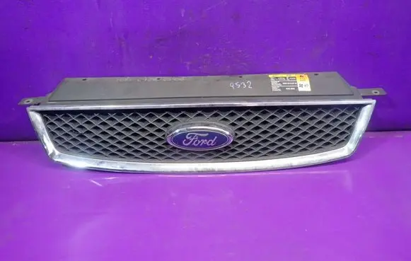 Ford Focus C-MAX Front grill 3M51R8138