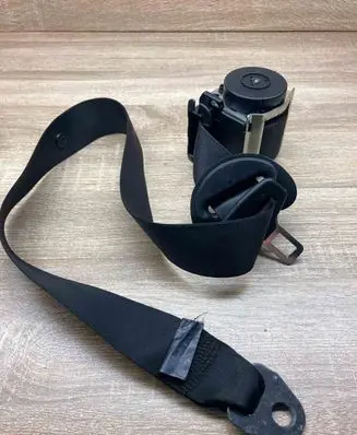 BMW 5 E60 E61 Front seatbelt 601629800D