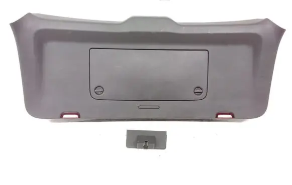 Tailgate trim