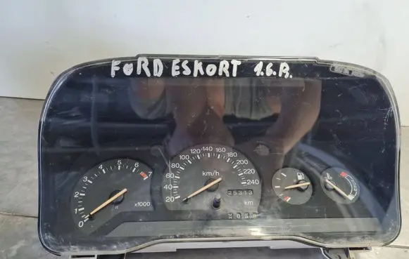 Ford Escort Speedometer (instrument cluster) 91AB10841BC