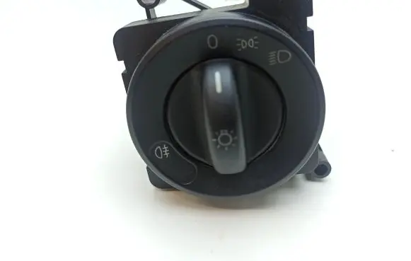 Mercedes-Benz Sprinter W906 Light switch A9069052401