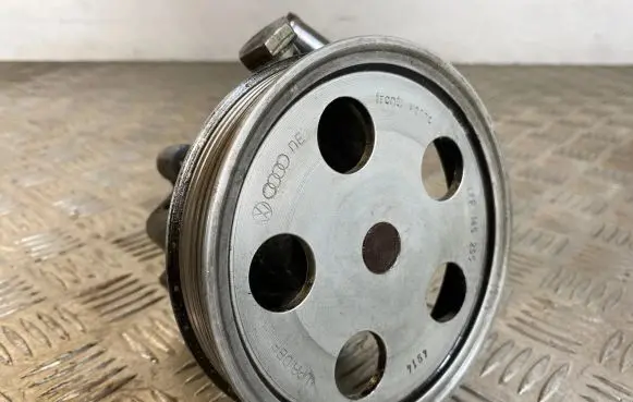 Audi A4 S4 B6 8E 8H Power steering pump 8E0145153ES 06B145255