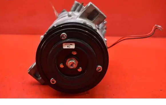 BMW X3 E83 Air conditioning (A/C) compressor (pump) KTT090051