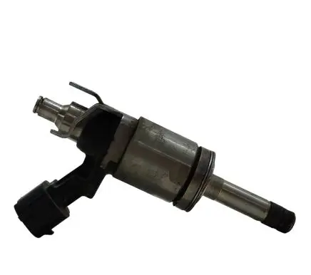 Ford Focus Fuel injector CM5EBB0021 05P1414340