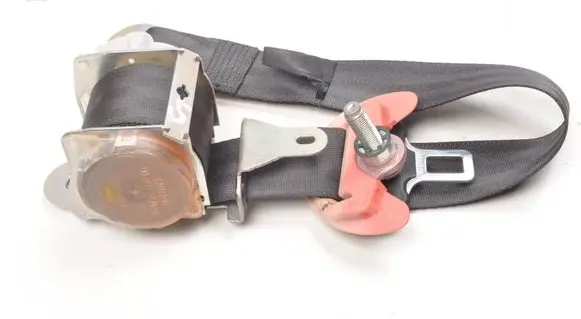 Lexus CT 200H Front seatbelt 7X4690