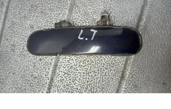 Audi A6 S6 C5 4B Rear door exterior handle