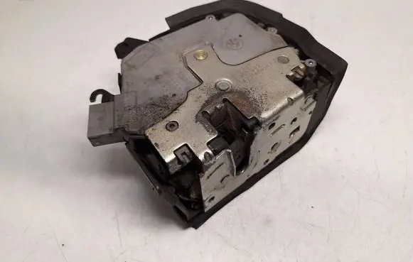 BMW X5 E53 Rear door lock 8402602 51228402602