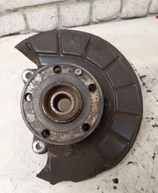 Volkswagen PASSAT B6 Front wheel hub
