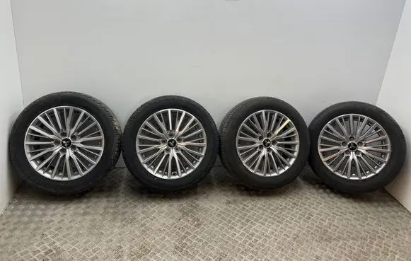 R18 alloy rim