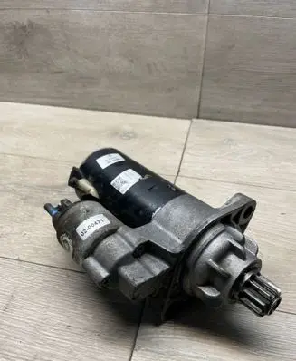 Volkswagen Transporter - Caravelle T5 Starter motor 0200471 P0A29700 211021