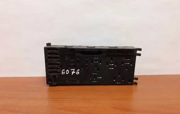 Mercedes-Benz E W210 Fuse box set 6076 0025452701