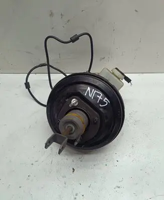 BMW 6 F12 F13 Brake booster