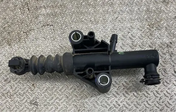Renault Trafic III (X82) Clutch slave cylinder 306104577R