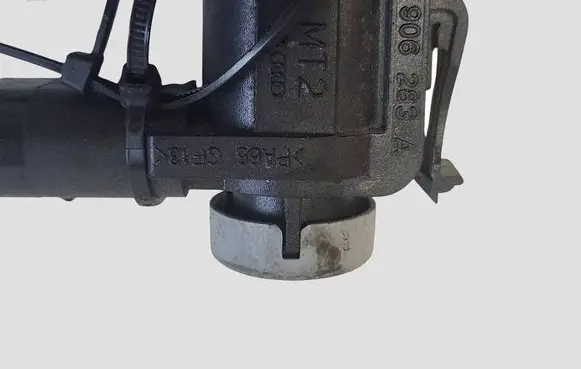Volkswagen Golf VI Turbo solenoid valve 1K0906283A