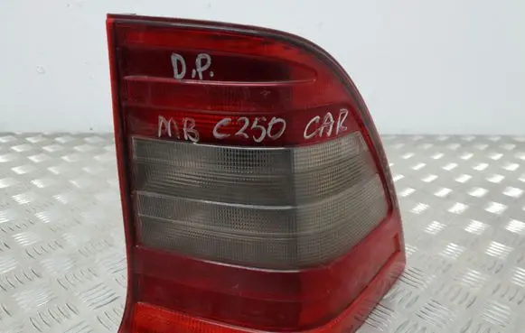 Mercedes-Benz C W202 Rear/tail lights 14653100