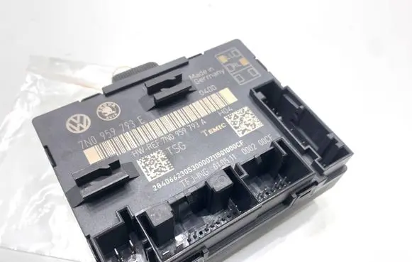 Volkswagen Sharan Other control units/modules 7N0959793E
