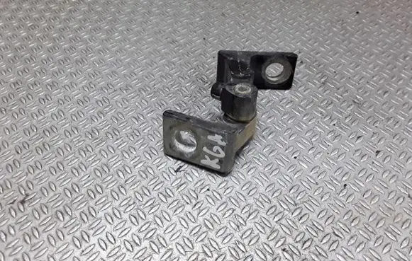 Volkswagen PASSAT B7 USA Rear door lower hinge