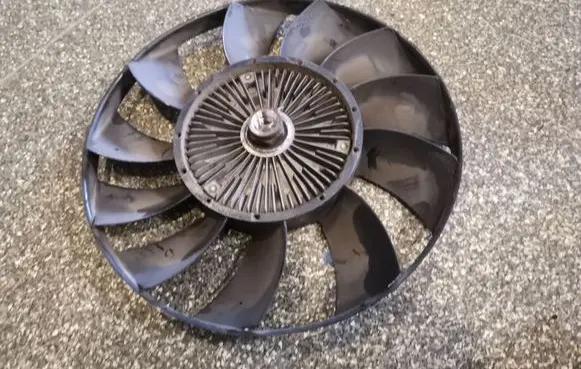 Audi A4 S4 B7 8E 8H Viscous fan clutch 