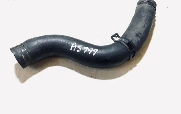 KIA Carens II Engine coolant pipe/hose