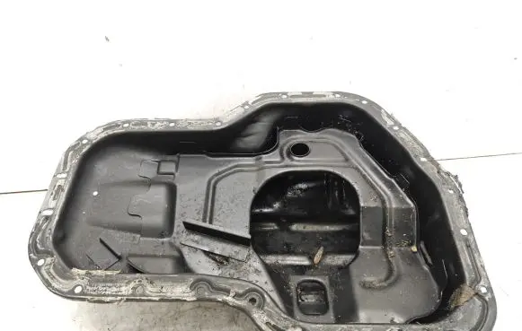 Toyota Avensis T220 Oil sump