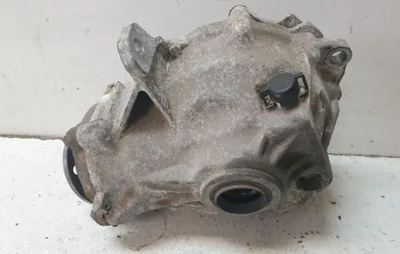 Mercedes-Benz C W204 Front differential 2213301702