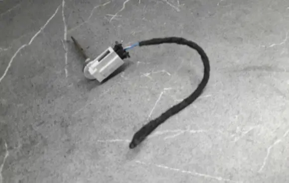 Volkswagen Golf VI Interior temperature sensor 4b0820539