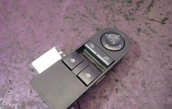 Opel Astra J Quarter vent window switch 