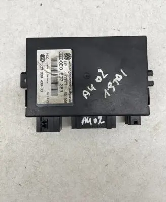 Audi A4 S4 B6 8E 8H Tow bar trailer control unit/module 5DS00840800 8E0907383
