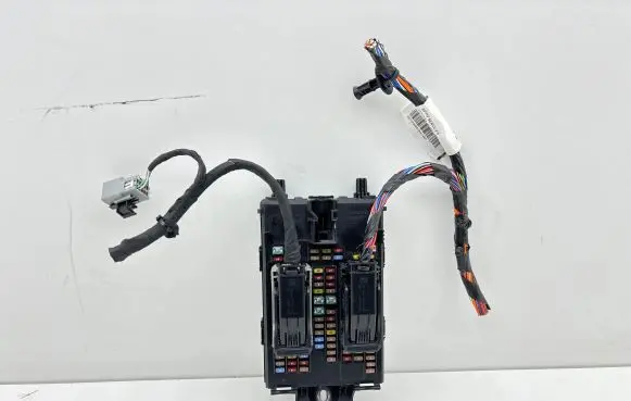 Volvo XC60 Fuse module 31682732 32142591 31494567