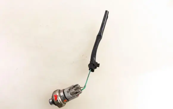 Suzuki Grand Vitara I Air conditioning (A/C) pressure sensor 9552650G10