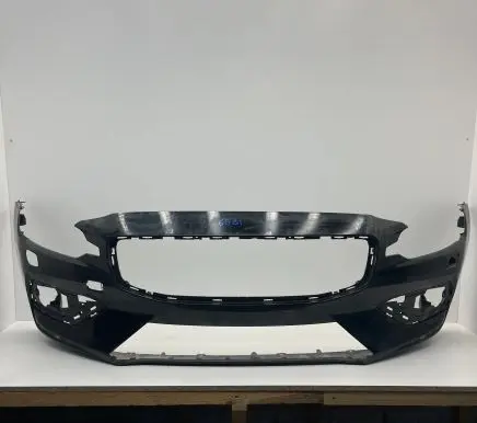 Volvo V60 Front bumper 31690589