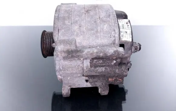 Volkswagen Touareg I Generator/alternator 10480500 07C903021K 07C903021