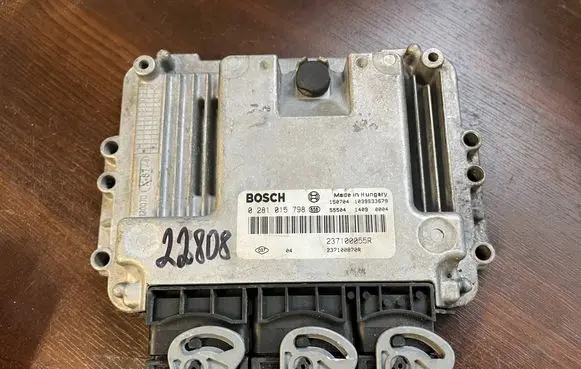 Renault Megane III Engine control unit/module 237100055r 0281015798