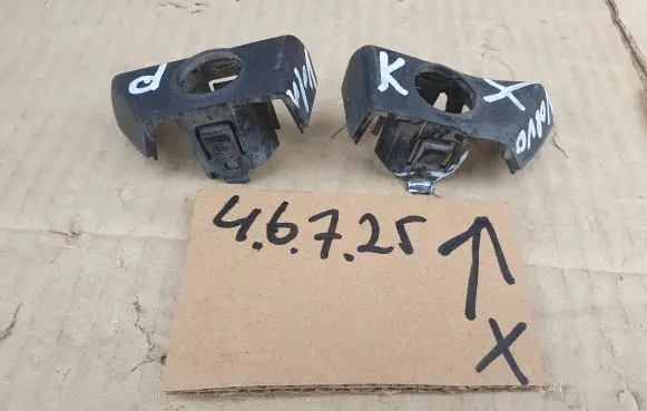 Volvo XC60 Front parking sensor holder (PDC) 31323775 S3DHA