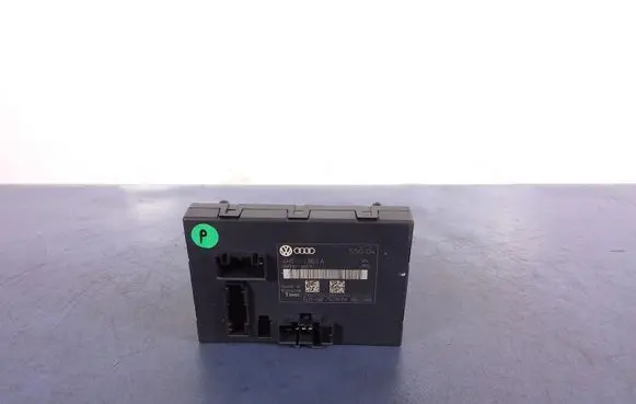 Audi A8 S8 D4 4H Parking PDC control unit/module 4H0959860A