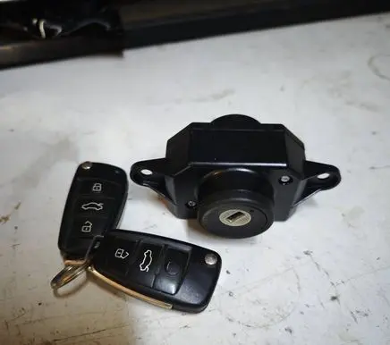 Audi A6 S6 C6 4F Ignition lock 4F0909135E 4F0910132E