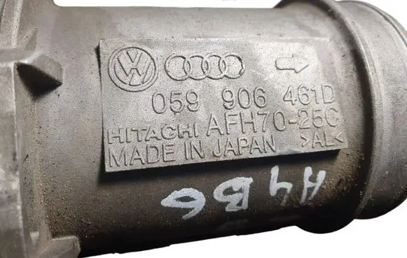 Audi A4 S4 B6 8E 8H Mass air flow meter 059906461D