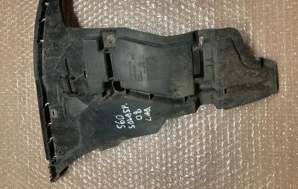 Volvo S60 Front bumper mounting bracket 08693182 BP3EA