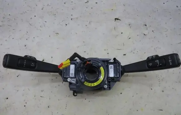 Volvo V40 Fog light switch 31456042