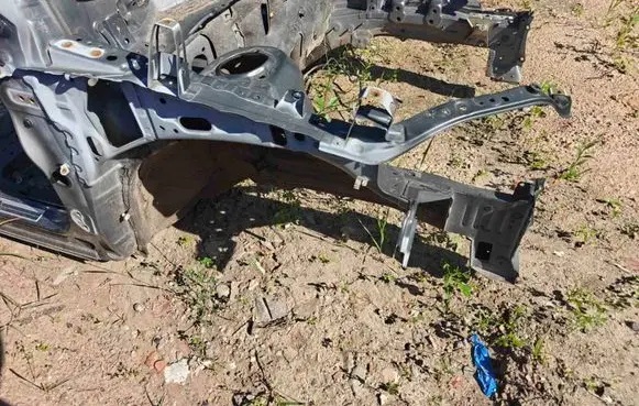 Toyota RAV 4 (XA40) Front quarter panel