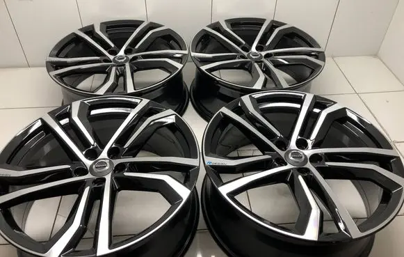 Volvo XC60 R20 alloy rim 