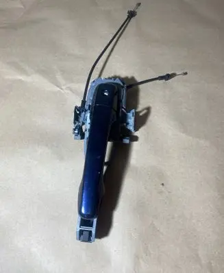 Volvo V70 Front door exterior handle 30784198