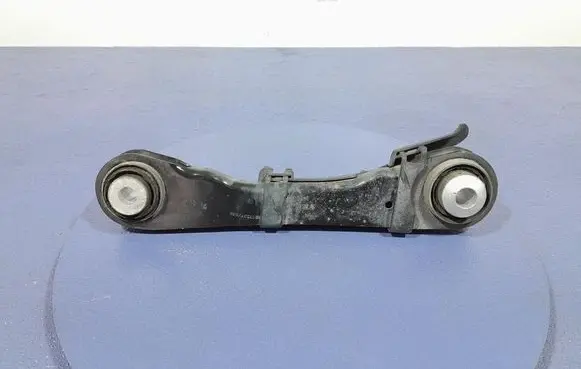 BMW M5 Rear control arm 6867537