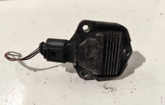 Volkswagen Golf IV Oil level sensor 1J0907660B 6PR00807902 6PK00807902